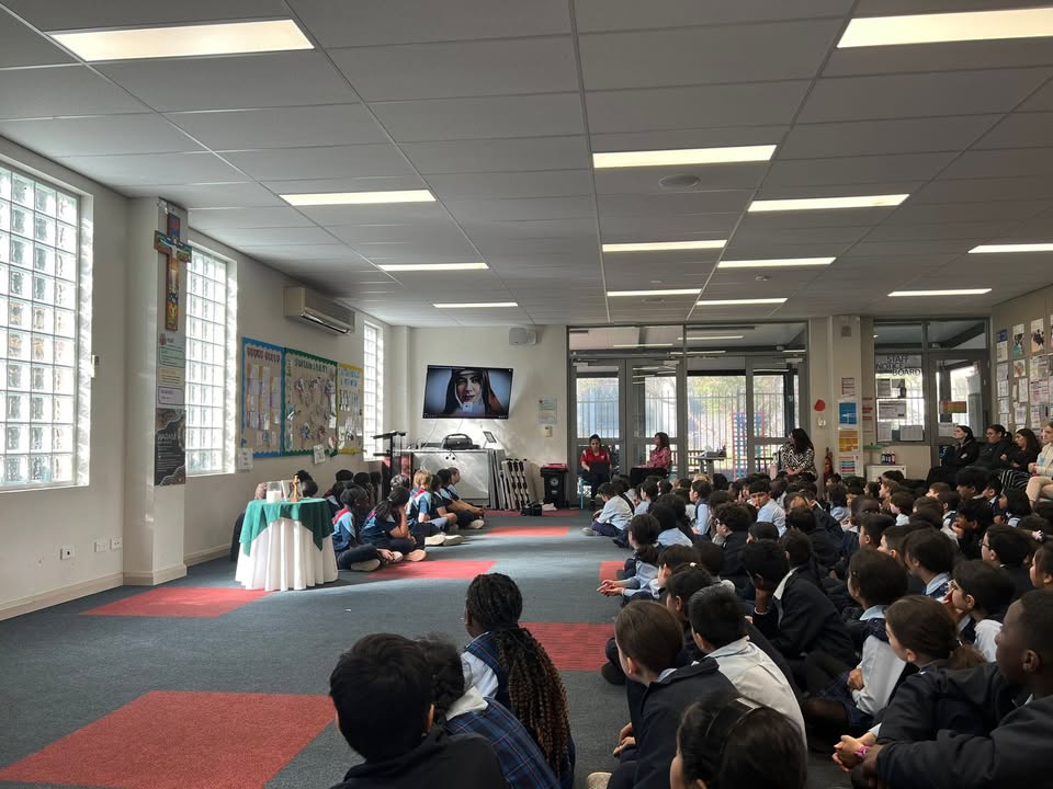 725697182898692_1006288598172881-1